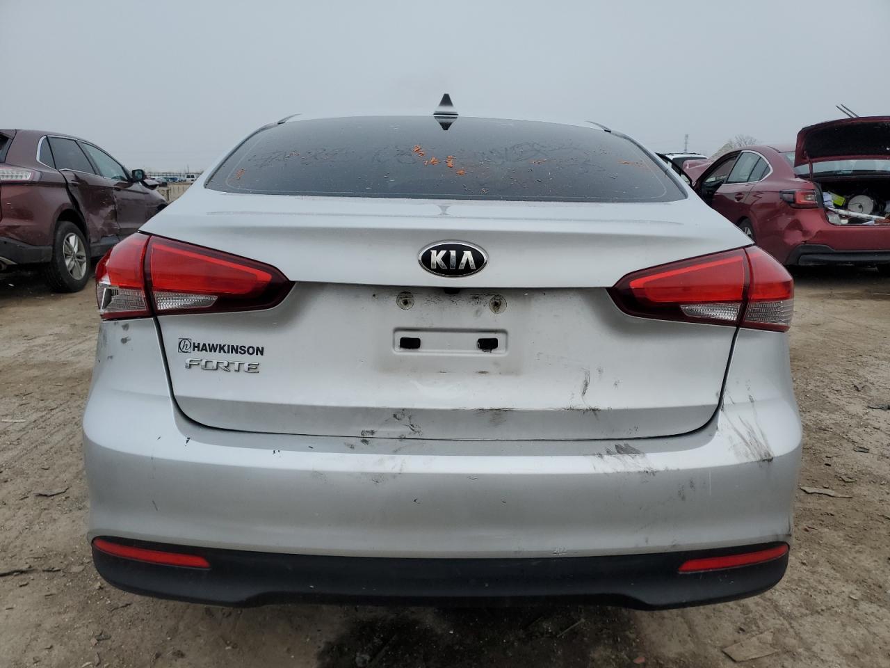 2018 Kia Forte Lx VIN: 3KPFL4A70JE212698 Lot: 86619774