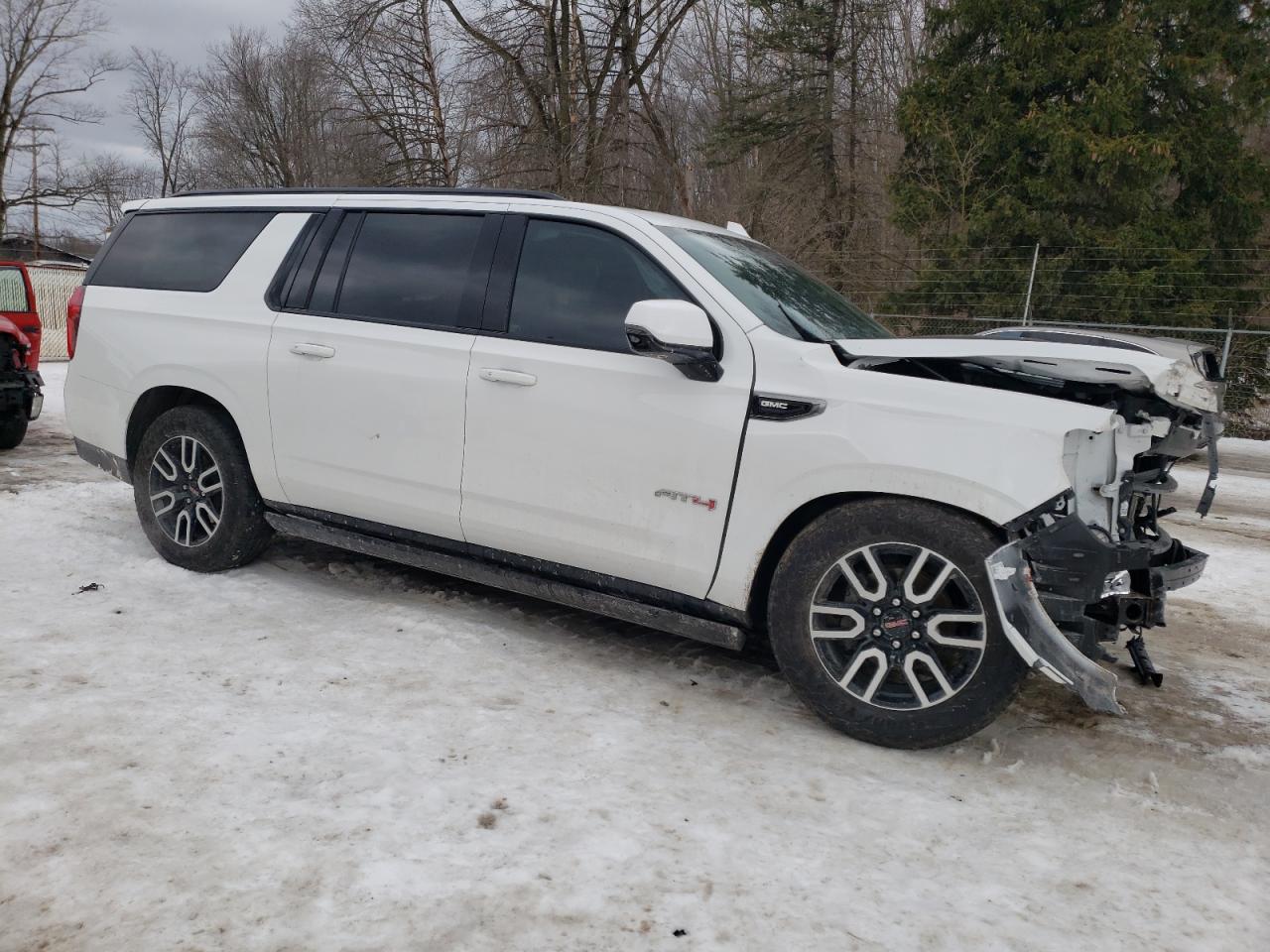 2023 GMC Yukon Xl K1500 At4 VIN: 1GKS2HKD0PR485980 Lot: 43050975