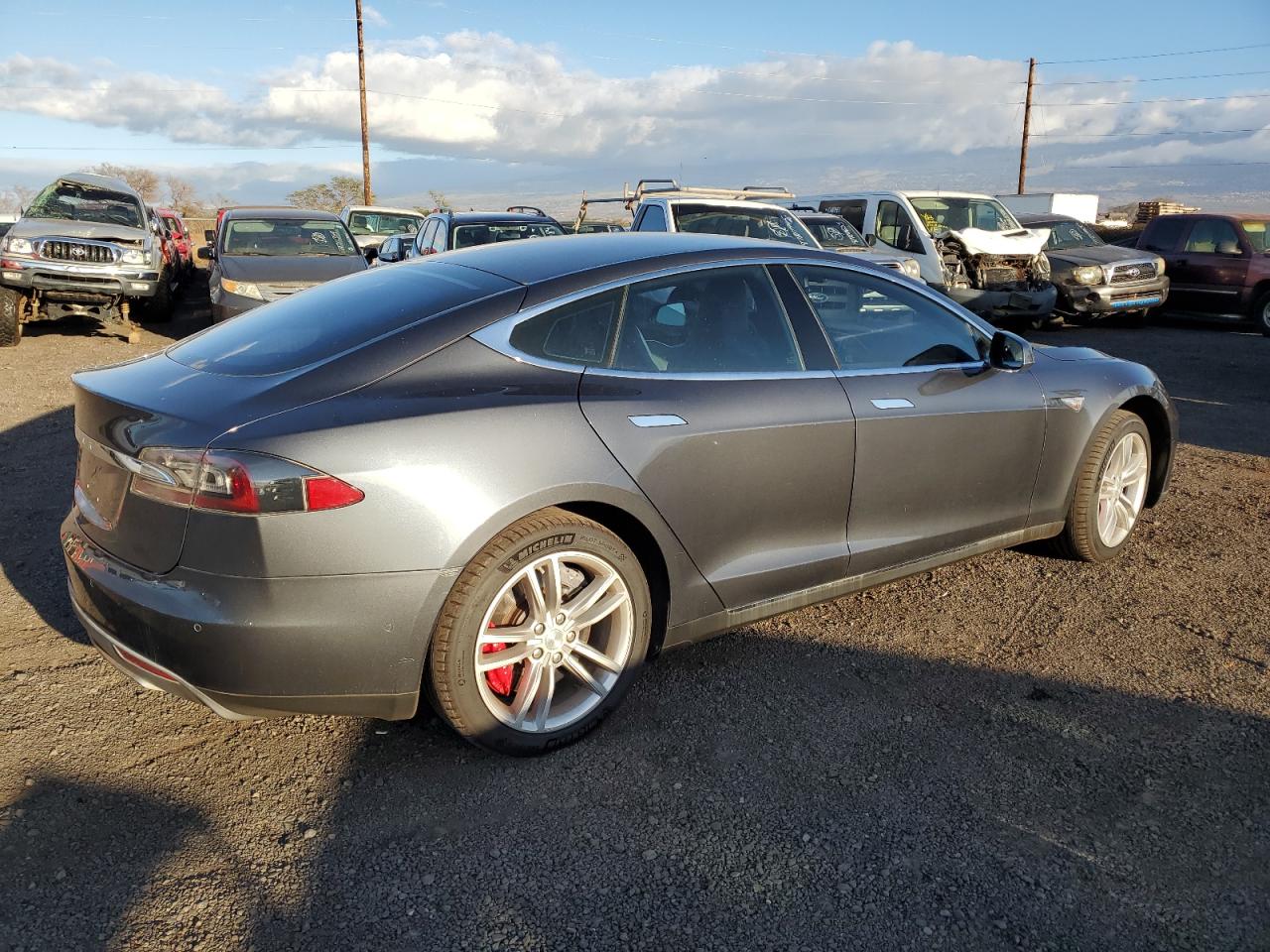 2015 Tesla Model S P85D VIN: 5YJSA1H45FF083955 Lot: 88812575