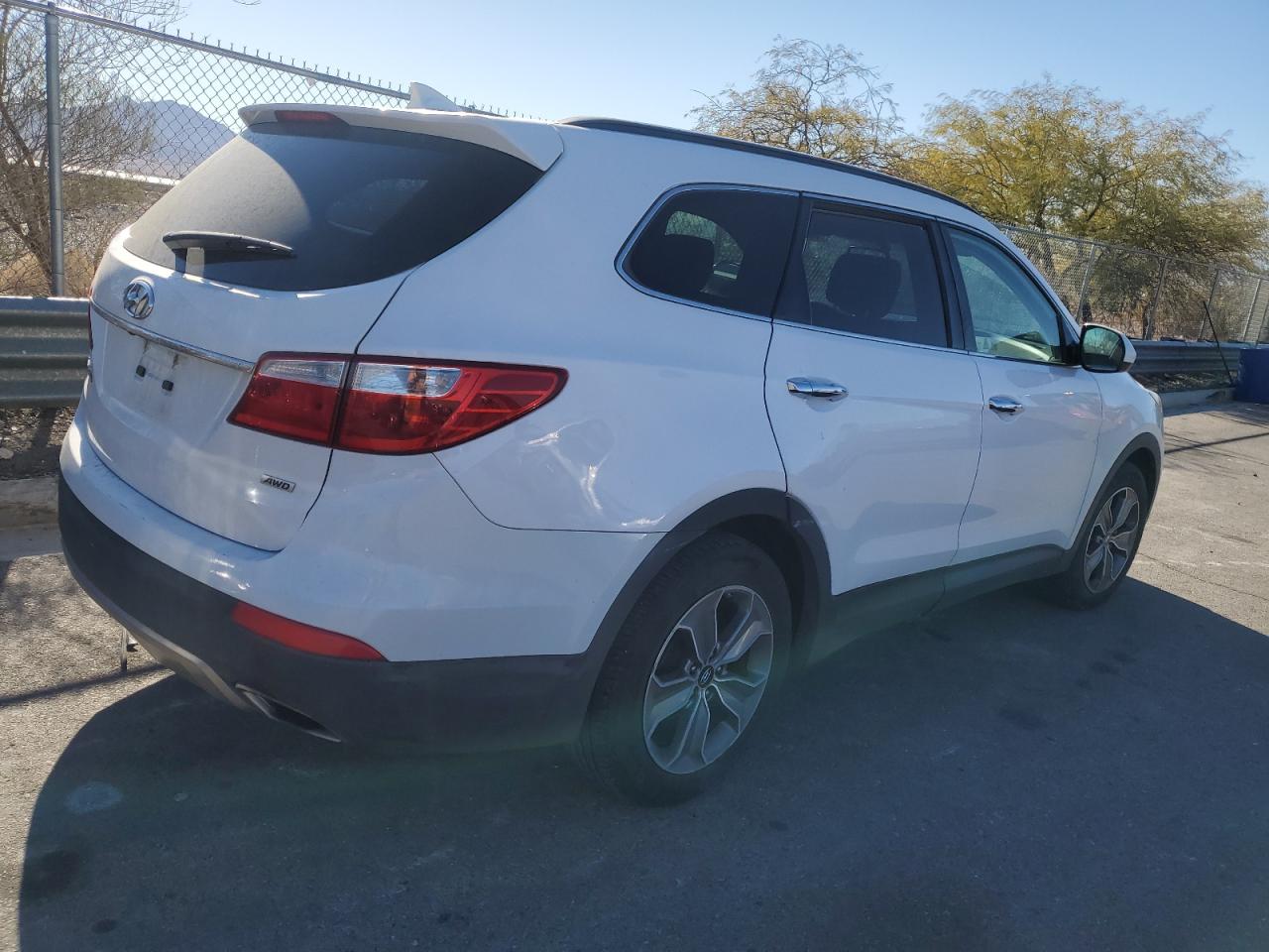 KM8SMDHF6FU089311 2015 Hyundai Santa Fe Gls