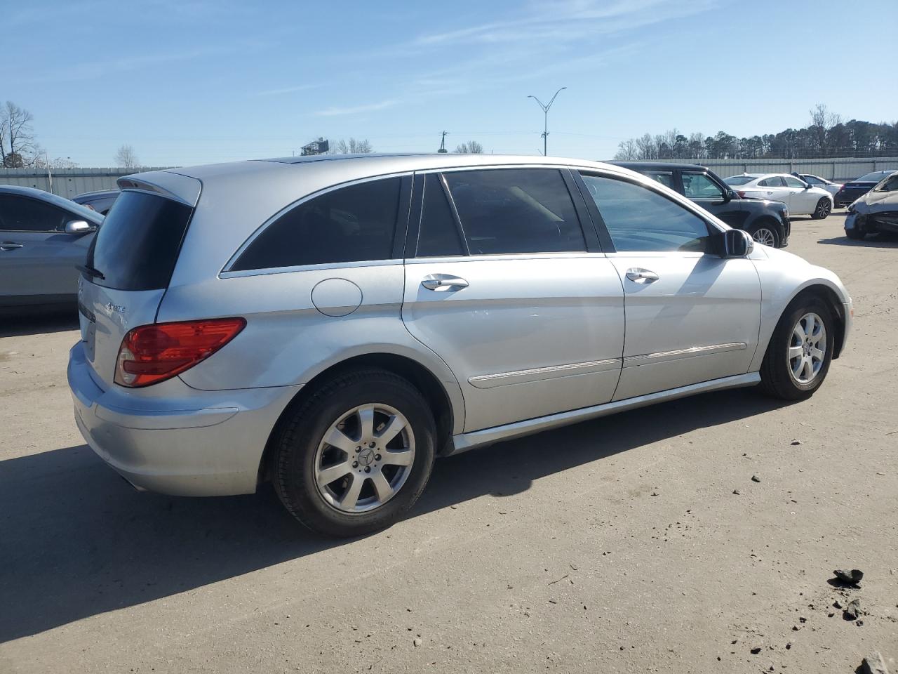 2007 Mercedes-Benz R 320 Cdi VIN: 4JGCB22E57A049934 Lot: 42992095