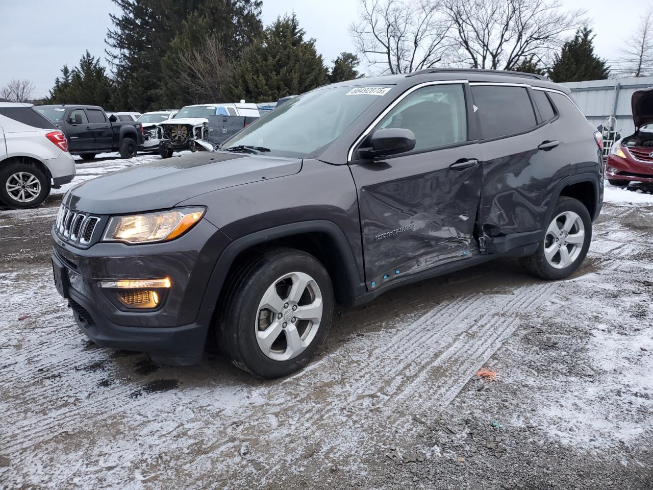 2019 Jeep Compass Latitude VIN: 3C4NJDBB7KT670482 Lot: 88492875