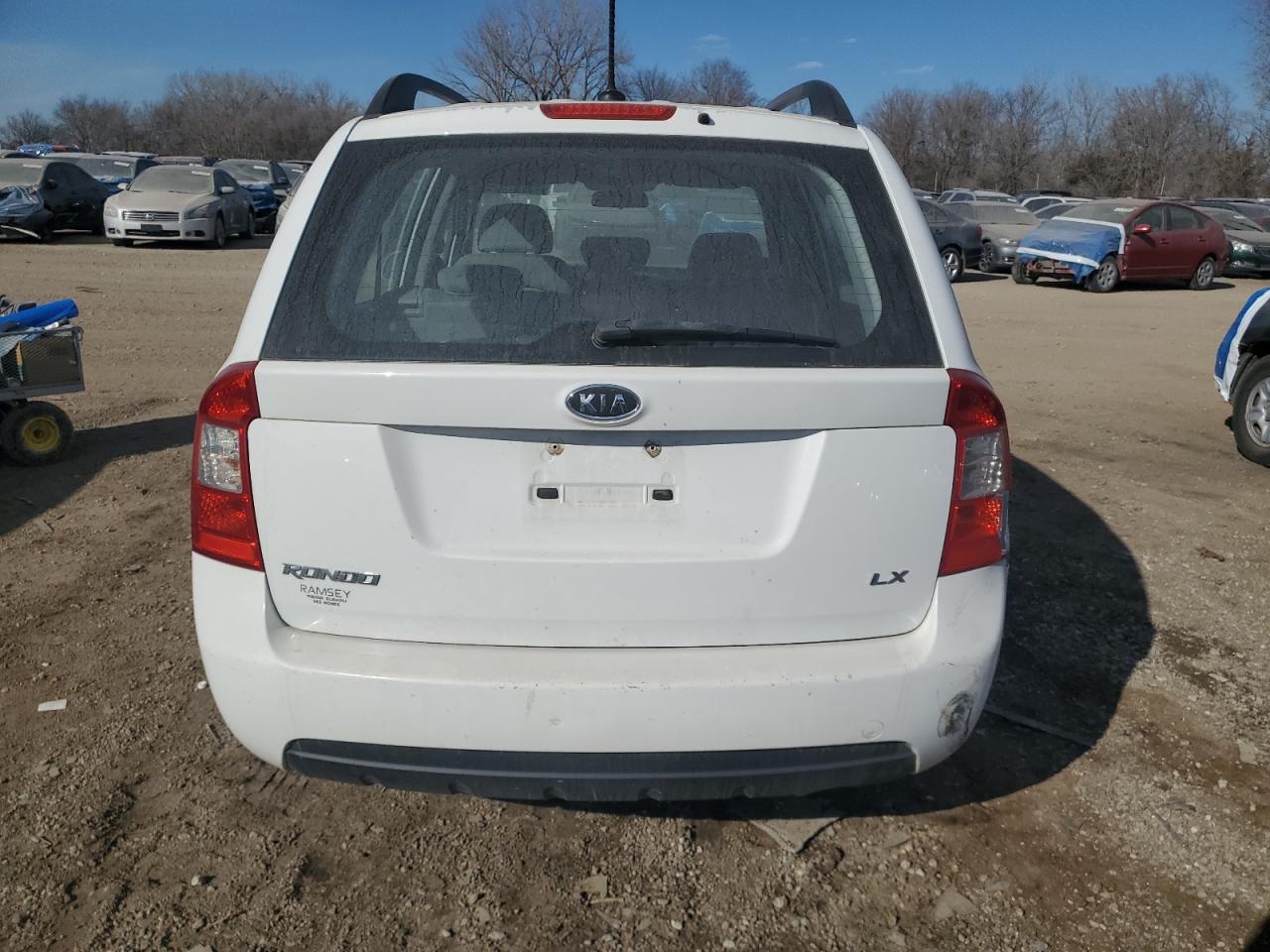 2009 Kia Rondo Base VIN: KNAFG528097267484 Lot: 42937675