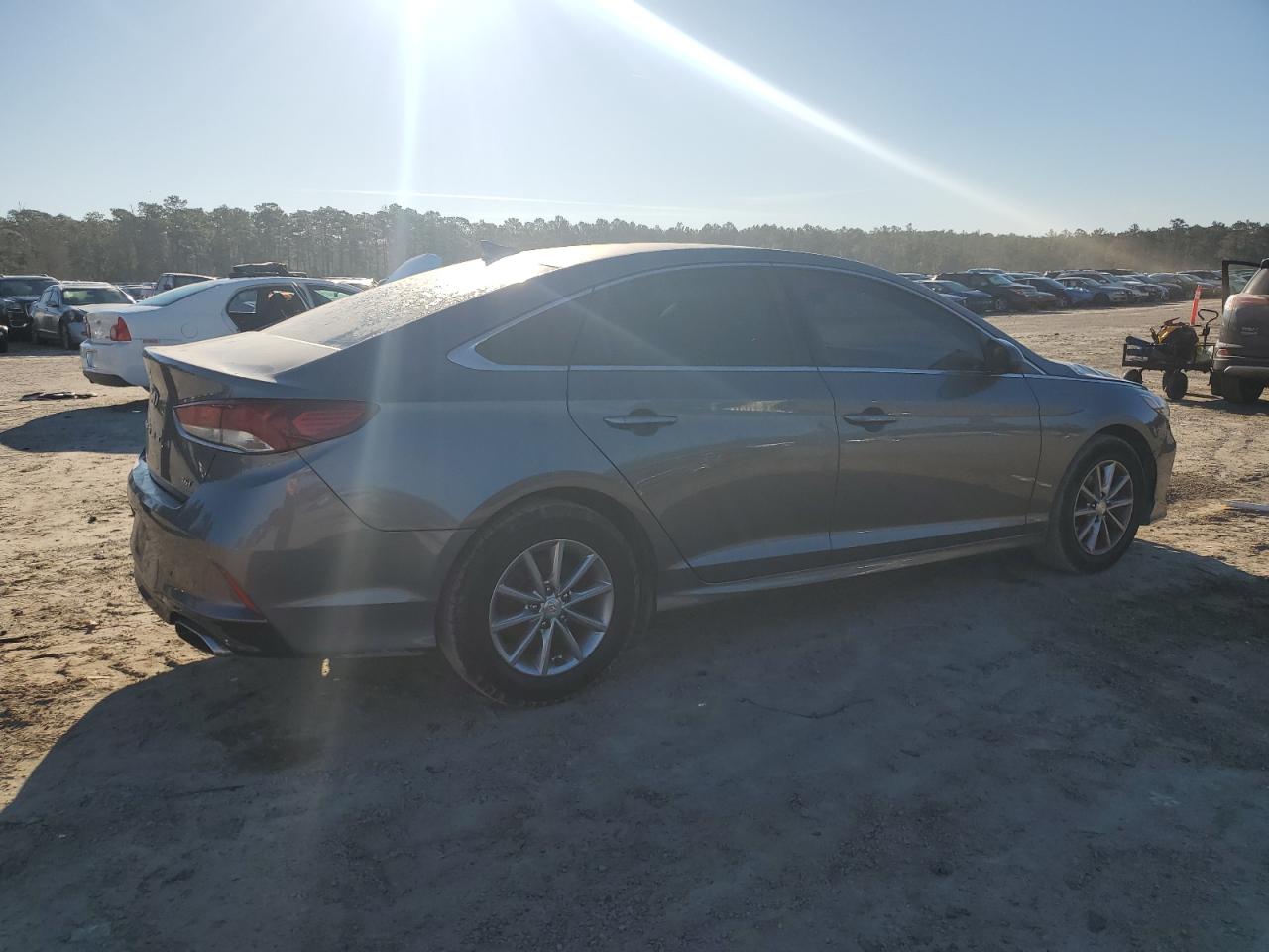 5NPE24AA7JH702402 2018 Hyundai Sonata Eco