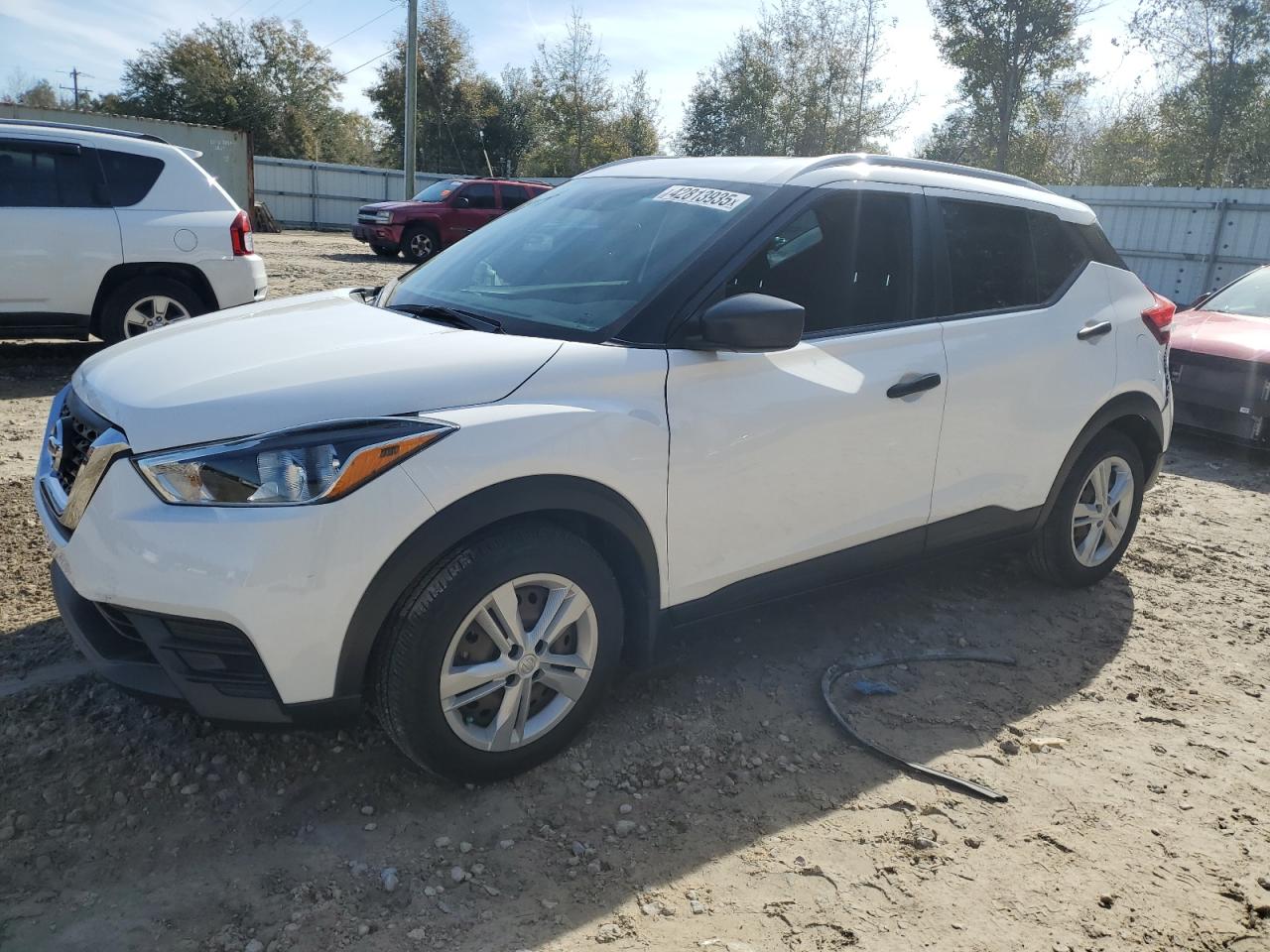 2018 Nissan Kicks S VIN: 3N1CP5CU2JL529851 Lot: 42813935