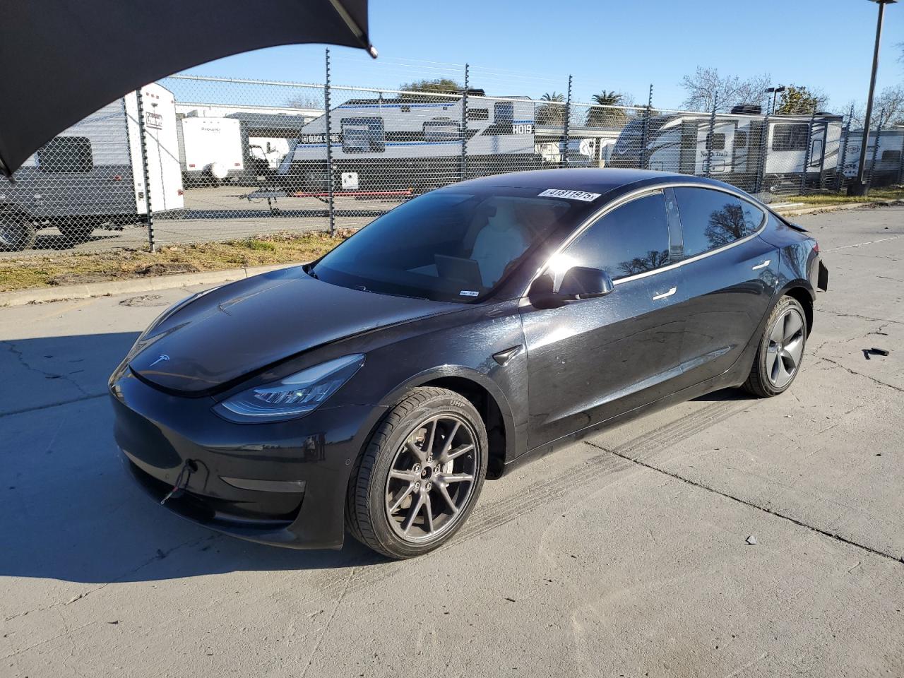 5YJ3E1EB9JF096003 2018 Tesla Model 3