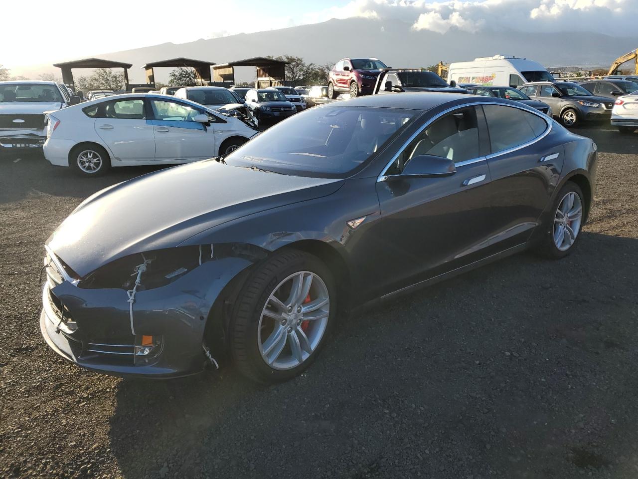 2015 Tesla Model S P85D VIN: 5YJSA1H45FF083955 Lot: 88812575