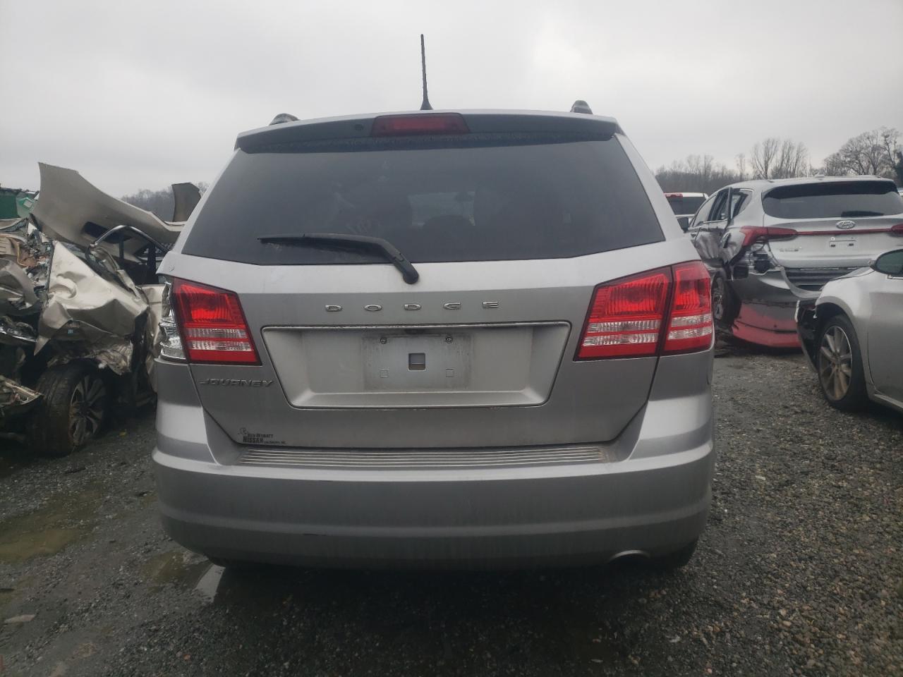 2018 Dodge Journey Se VIN: 3C4PDCAB7JT490512 Lot: 42446185