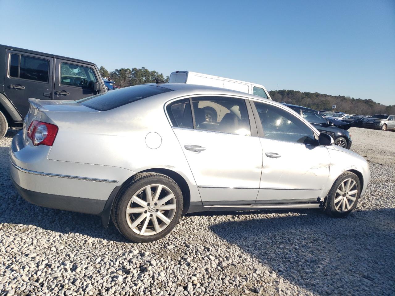 WVWJK7AN2AE139634 2010 Volkswagen Passat Komfort