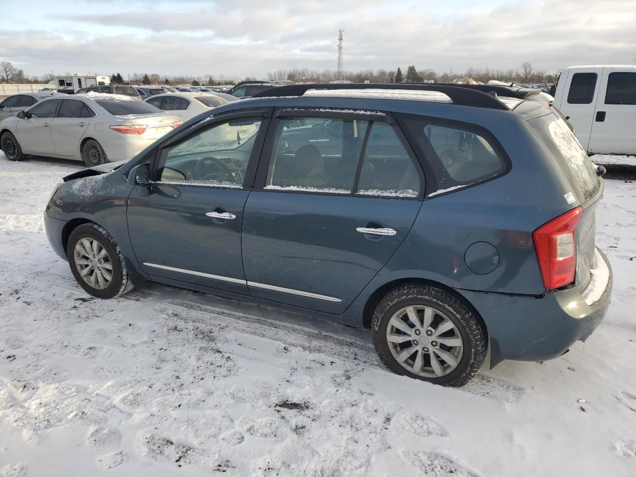 KNAHH8A81A7305530 2010 Kia Rondo Ex