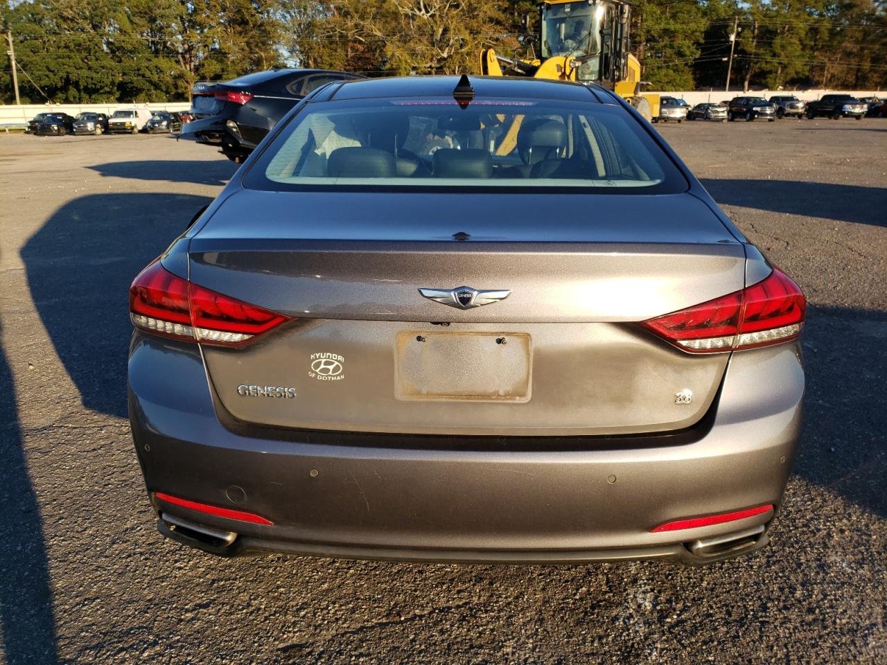 2015 Hyundai Genesis 3.8L VIN: KMHGN4JE6FU027587 Lot: 87133684