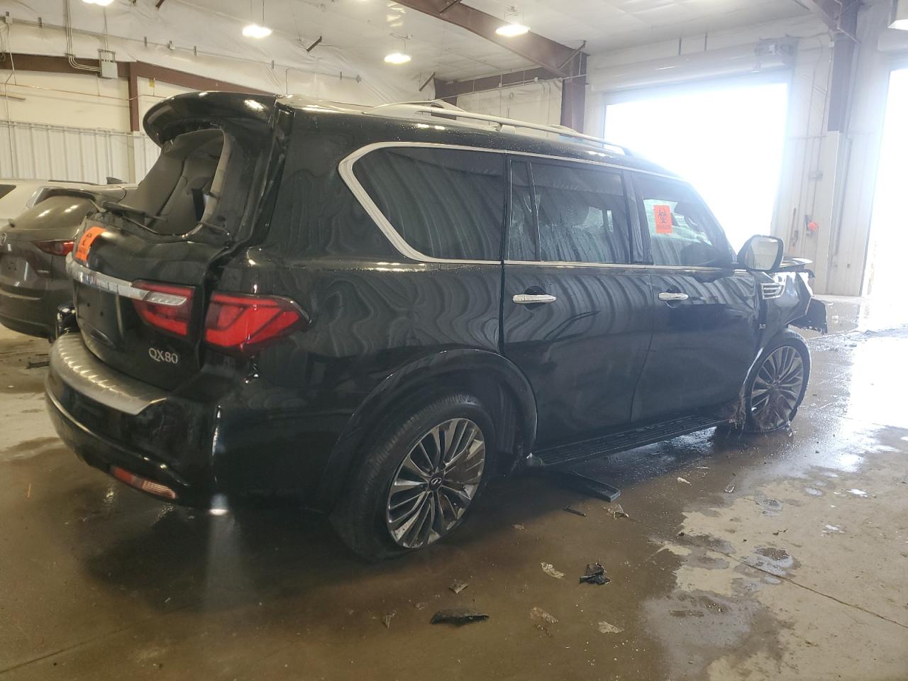 JN8AZ2NEXJ9194354 2018 Infiniti Qx80 Base