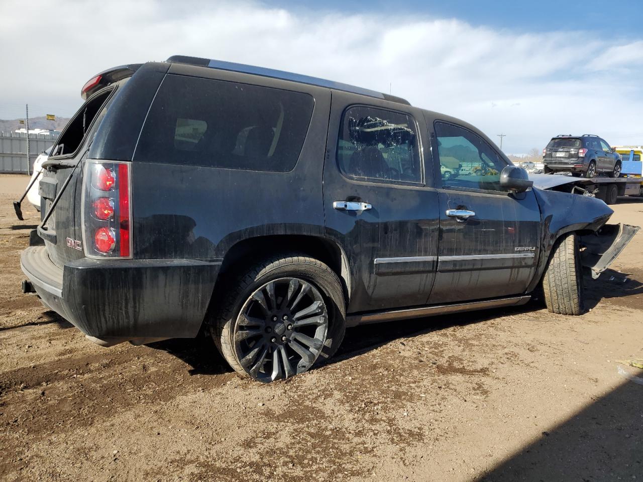 2014 GMC Yukon Denali VIN: 1GKS1EEF4ER244080 Lot: 88926145