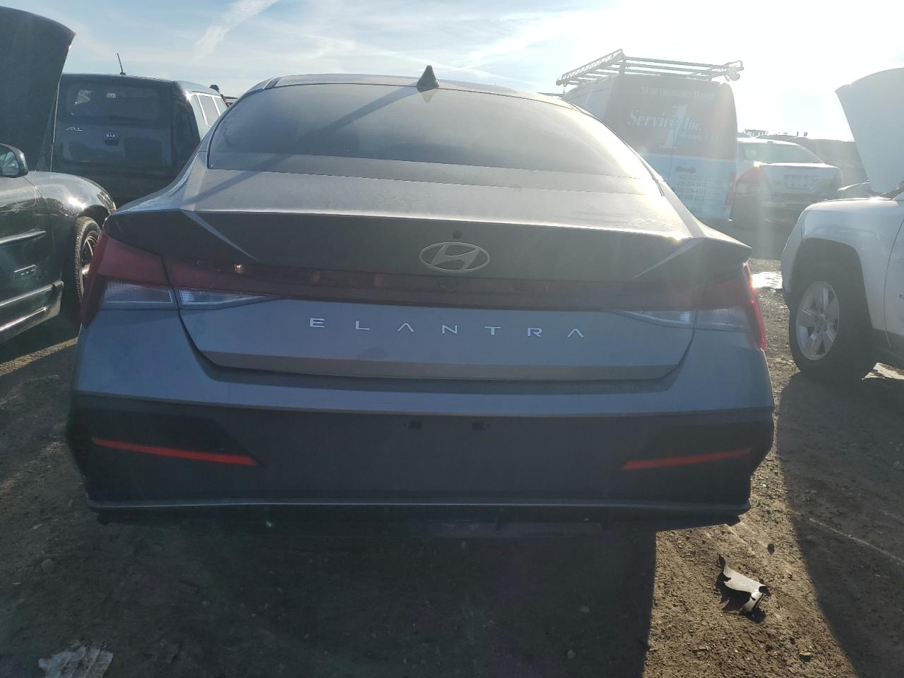 2024 Hyundai Elantra Sel VIN: KMHLM4DG5RU837652 Lot: 42618555