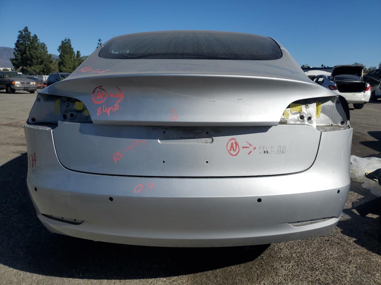 2018 Tesla Model 3 VIN: 5YJ3E1EA3JF077289 Lot: 87845235