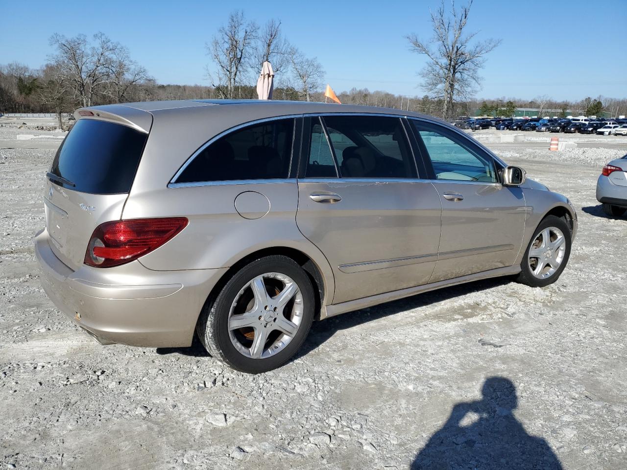 2007 Mercedes-Benz R 350 VIN: 4JGCB65E97A052371 Lot: 89096265