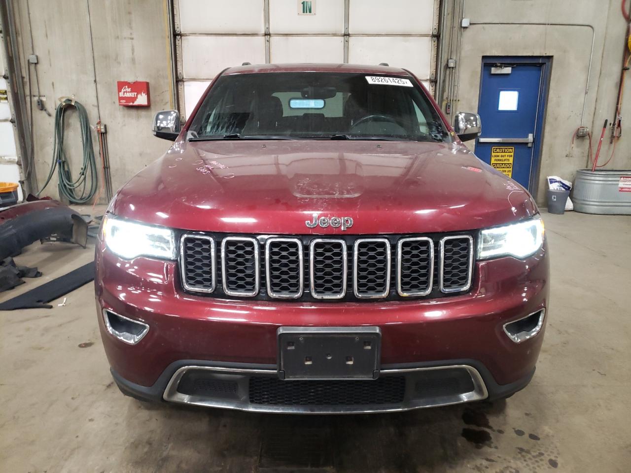 1C4RJFBG3HC808256 2017 Jeep Grand Cherokee Limited