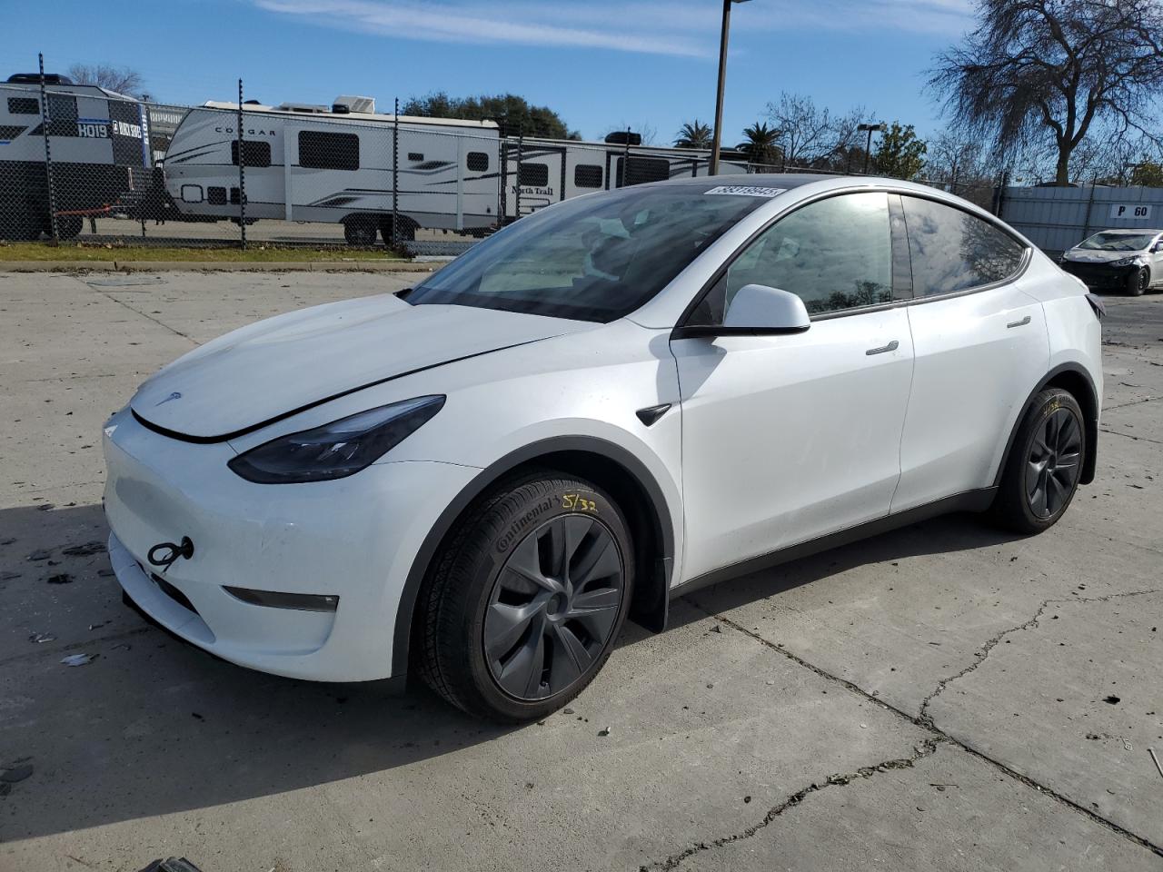 2024 Tesla Model Y VIN: 7SAYGDEE7RF195364 Lot: 88319945