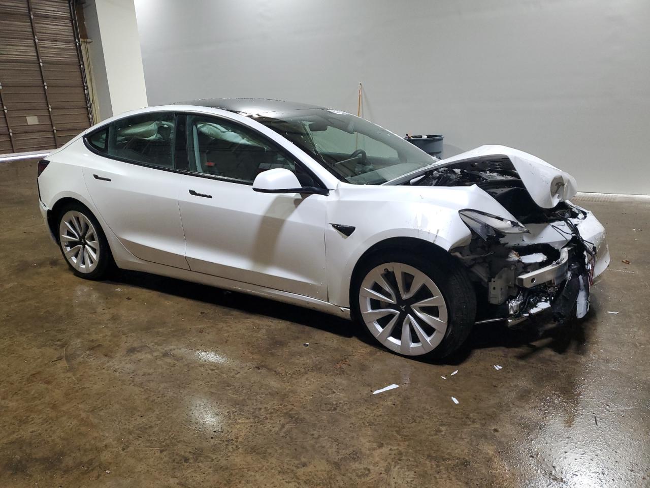 5YJ3E1EB5NF191695 2022 Tesla Model 3