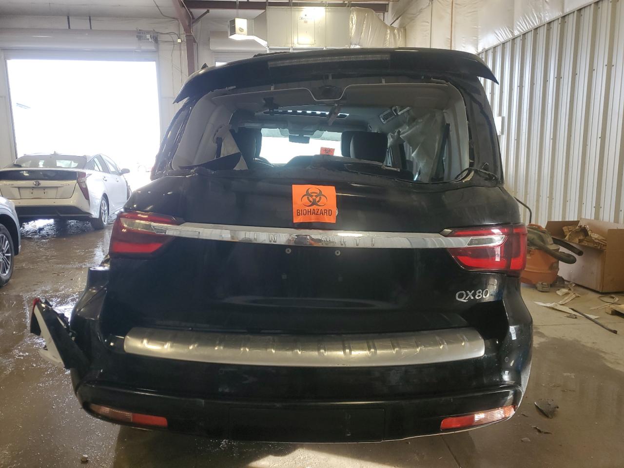 JN8AZ2NEXJ9194354 2018 Infiniti Qx80 Base