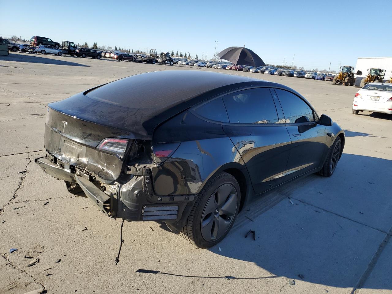 2018 Tesla Model 3 VIN: 5YJ3E1EB9JF096003 Lot: 41811975