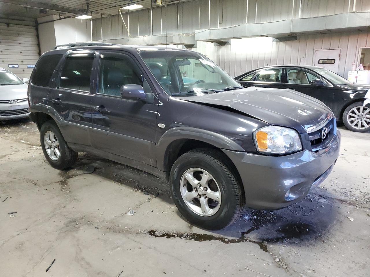 2005 Mazda Tribute I VIN: 4F2YZ92Z55KM31146 Lot: 42934565