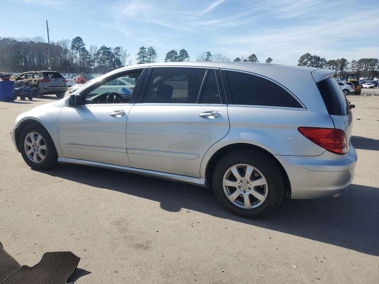 2007 Mercedes-Benz R 320 Cdi VIN: 4JGCB22E57A049934 Lot: 42992095