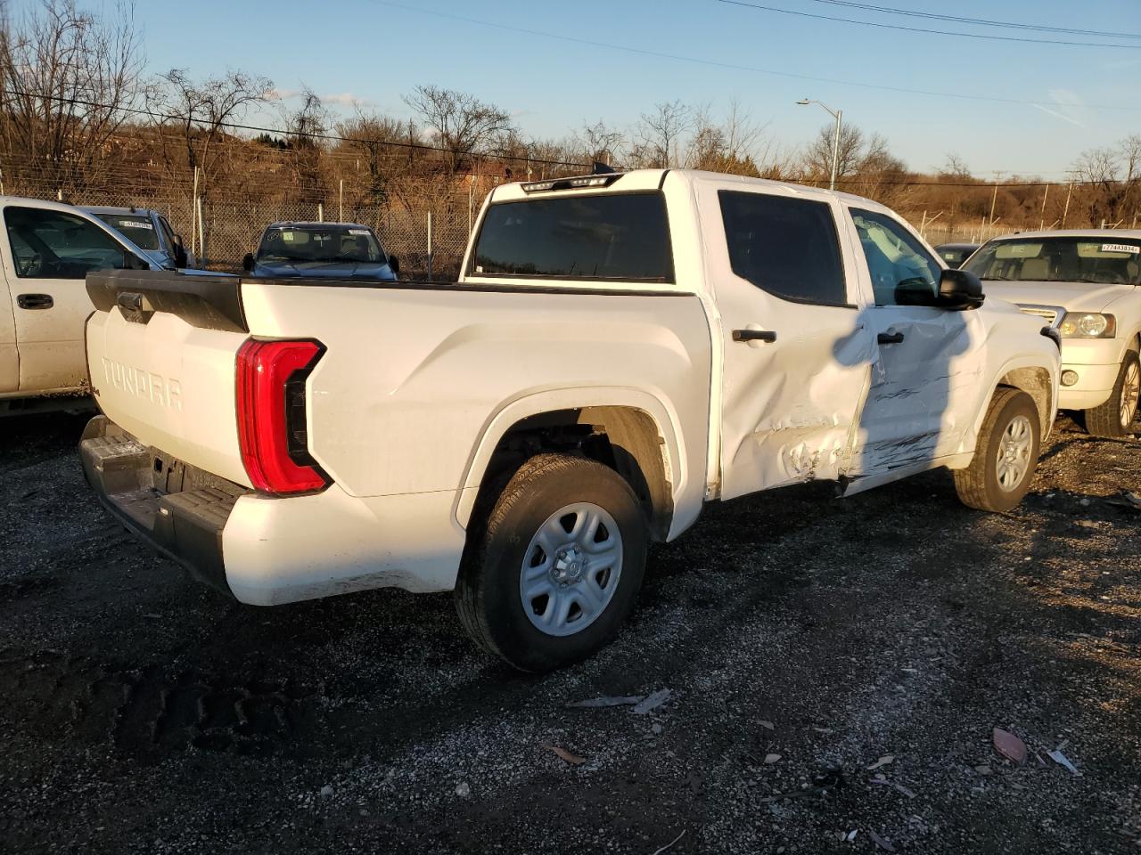 2024 Toyota Tundra Crewmax Sr VIN: 5TFKB5DB1RX181657 Lot: 88801355