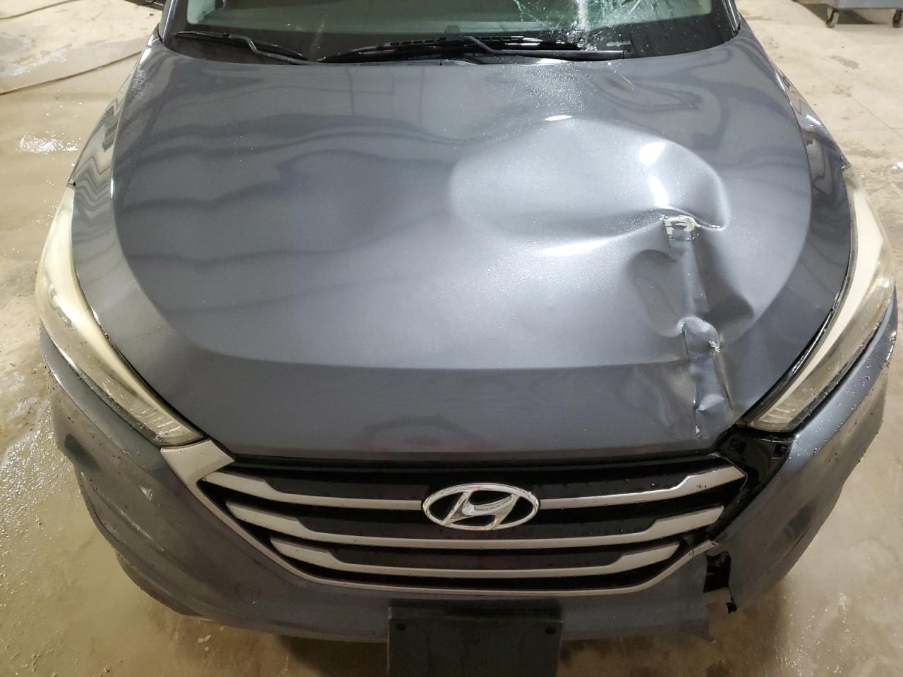 KM8J33A2XHU352385 2017 Hyundai Tucson Limited