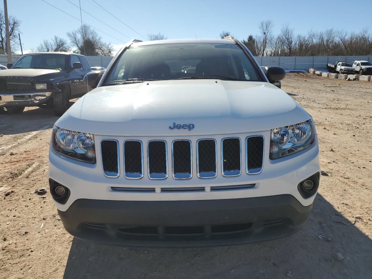 1C4NJCBA4HD146576 2017 Jeep Compass Sport