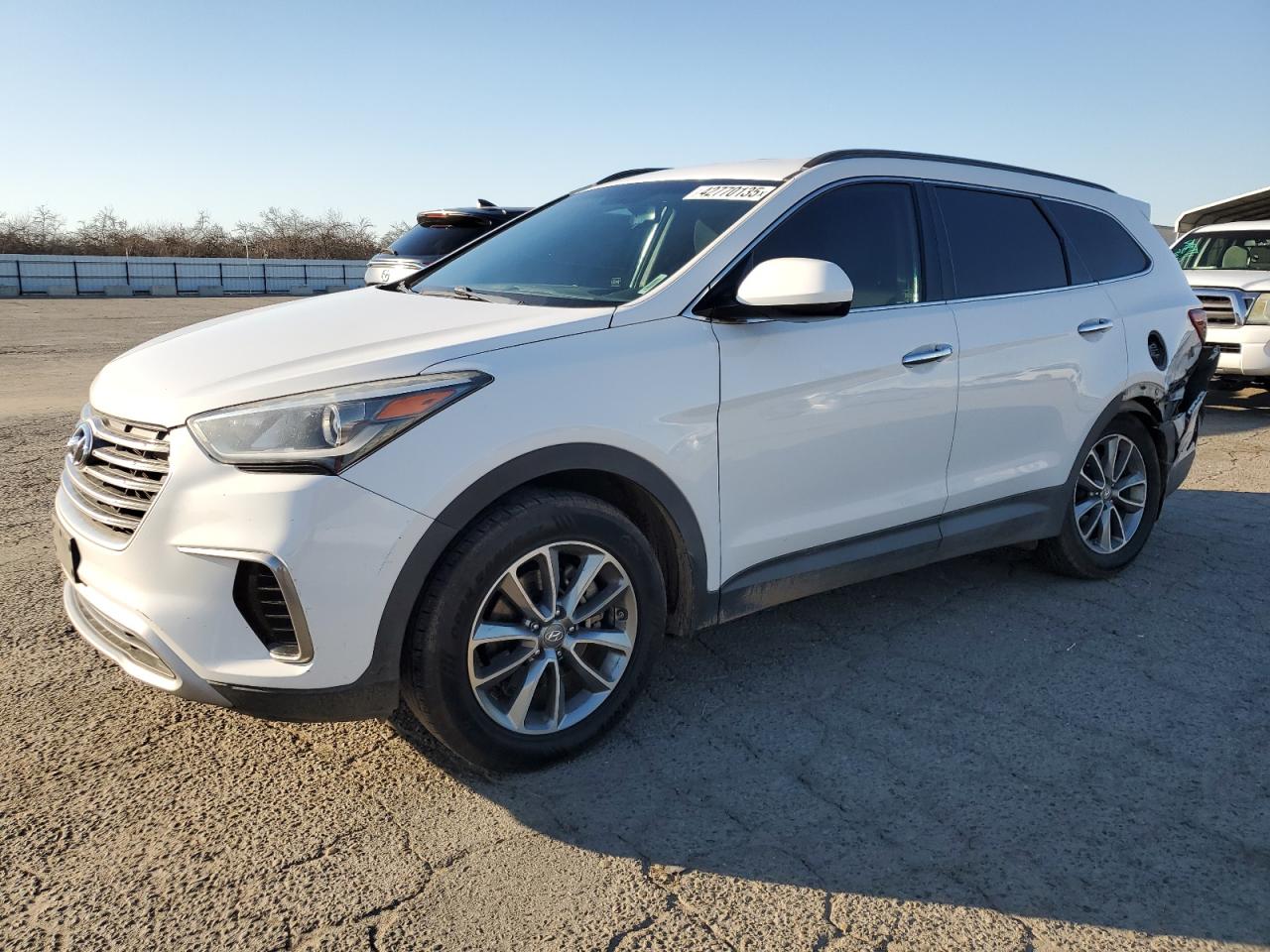 2018 Hyundai Santa Fe Se VIN: KM8SM4HF7JU258793 Lot: 42770135