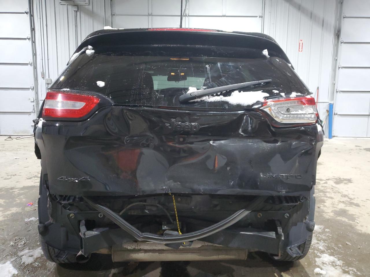 1C4PJMDS6HW660373 2017 Jeep Cherokee Limited