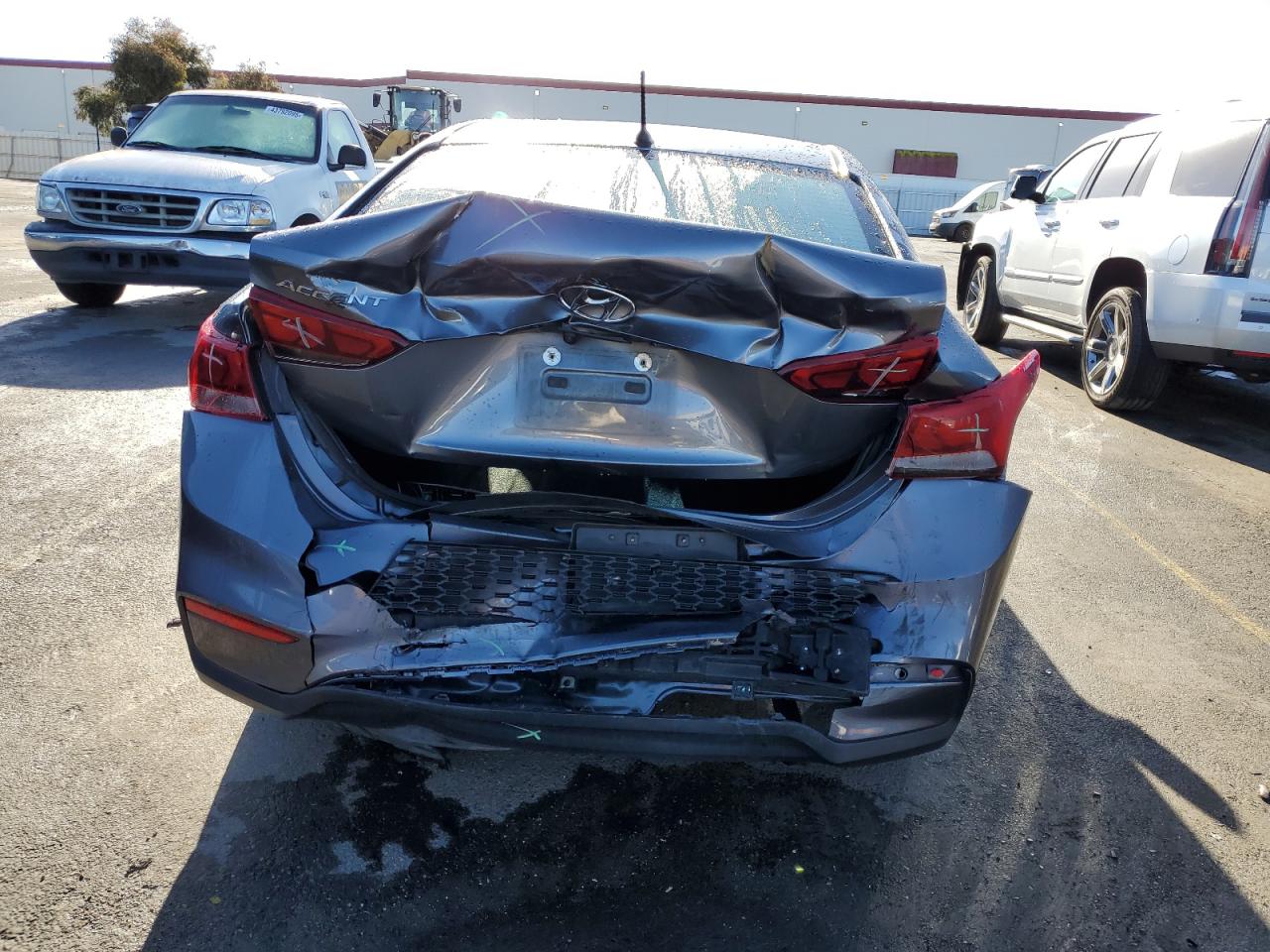 2018 Hyundai Accent Se VIN: 3KPC24A33JE018279 Lot: 43837395