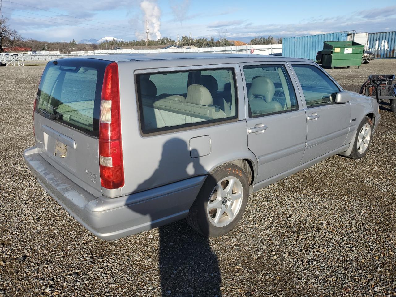 1998 Volvo V70 Glt VIN: YV1LW5679W2527717 Lot: 43663345