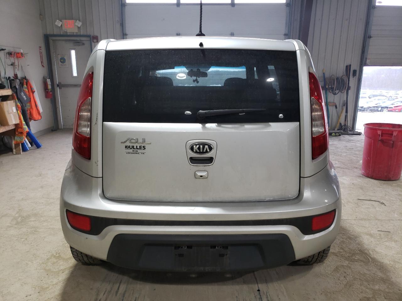 KNDJT2A68D7763682 2013 Kia Soul +