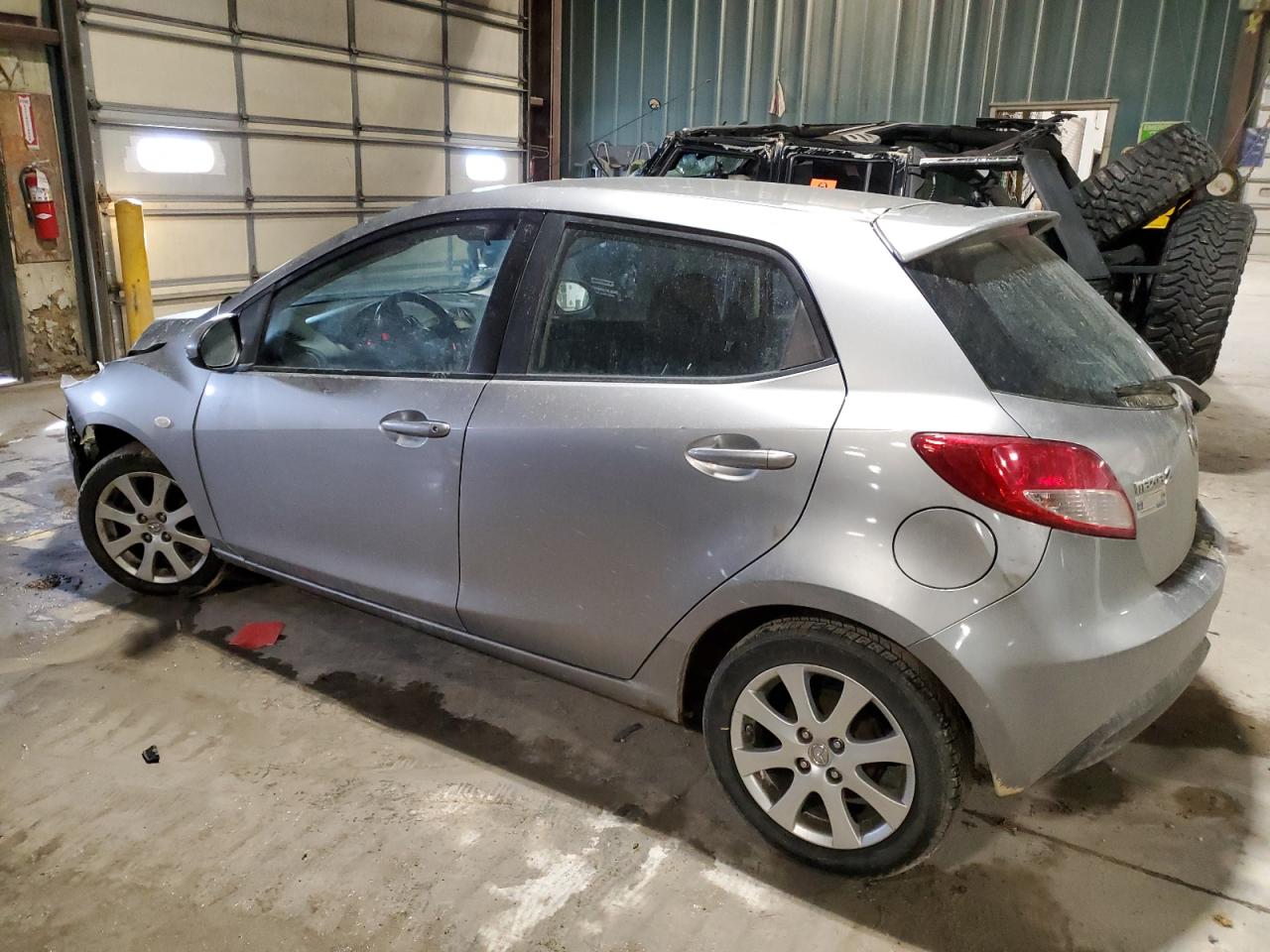 2011 Mazda Mazda2 VIN: JM1DE1HYXB0102833 Lot: 46661365