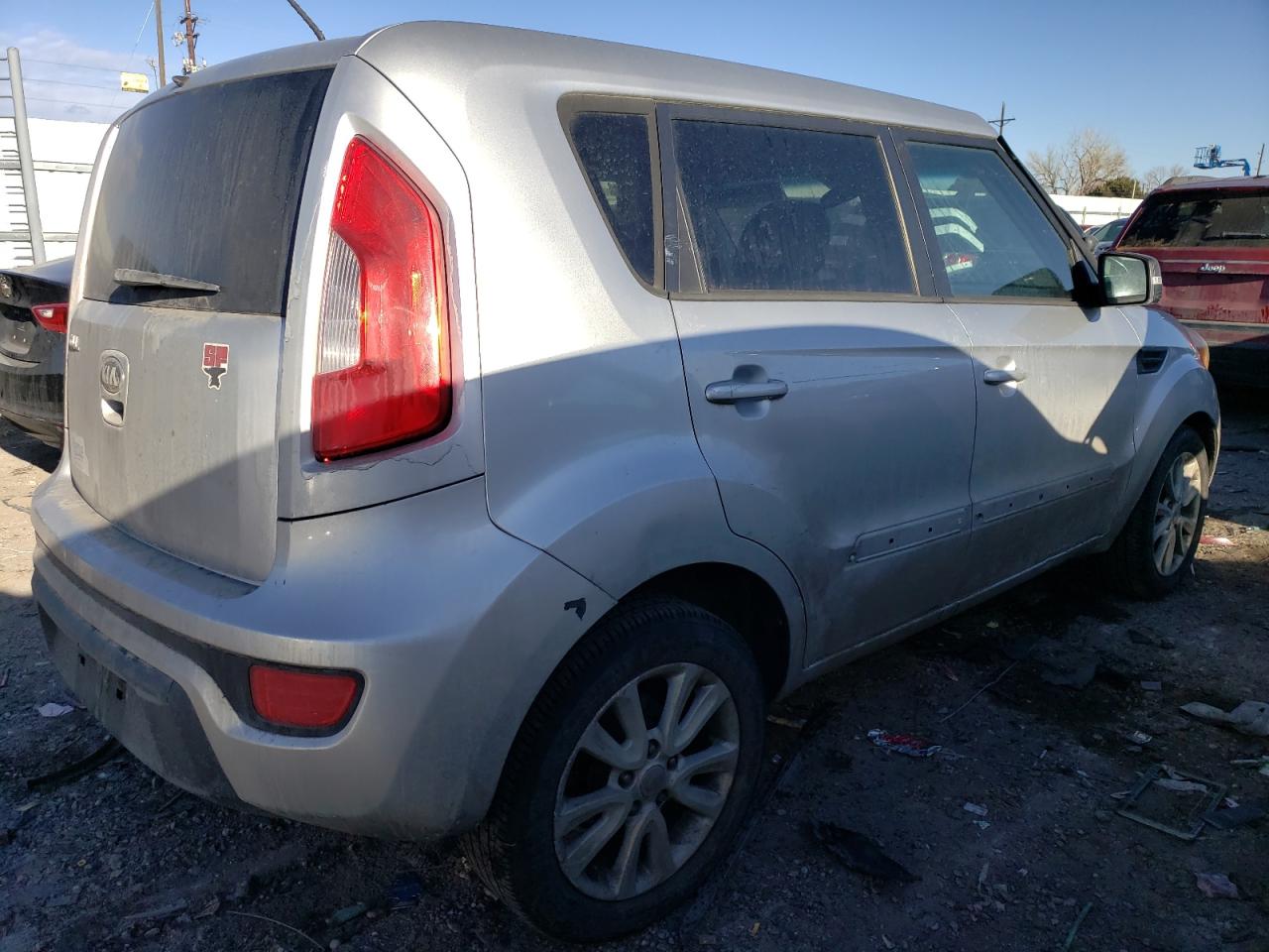 2013 Kia Soul + VIN: KNDJT2A61D7523020 Lot: 43920795