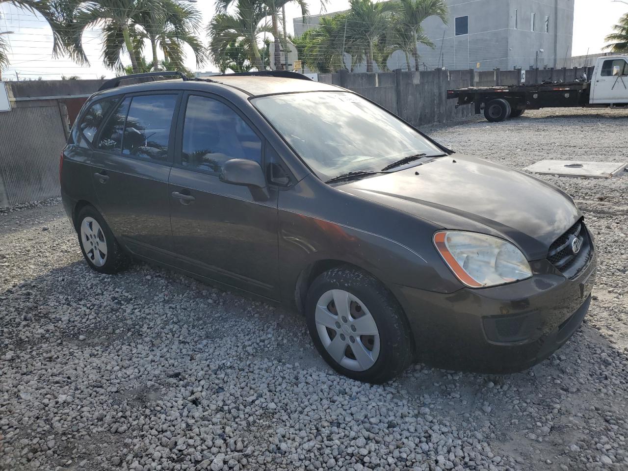 2009 Kia Rondo Base VIN: KNAFG528597275001 Lot: 46542745