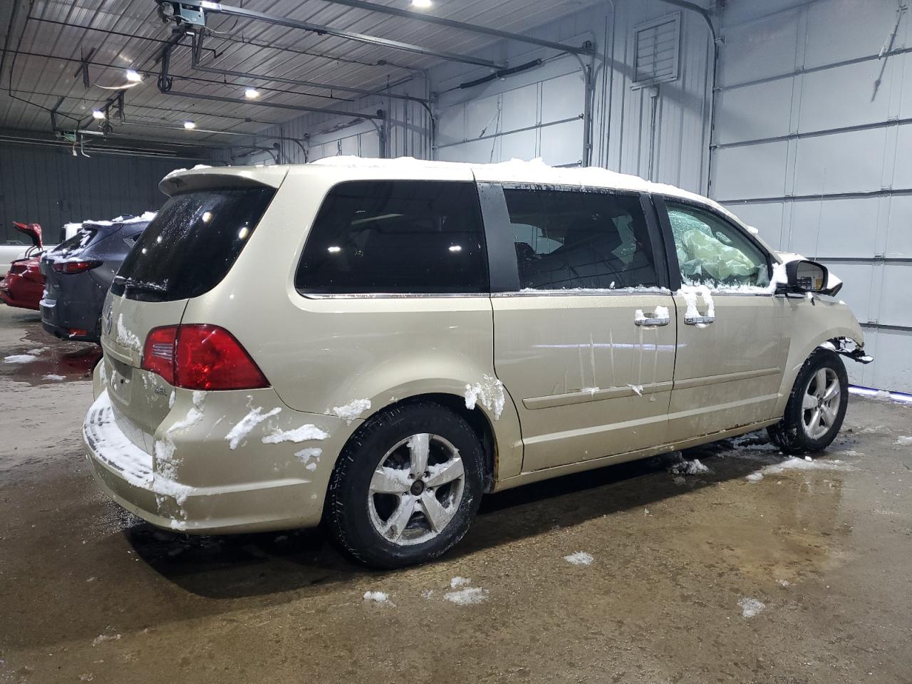 2010 Volkswagen Routan Sel VIN: 2V4RW6DX6AR202256 Lot: 45100865