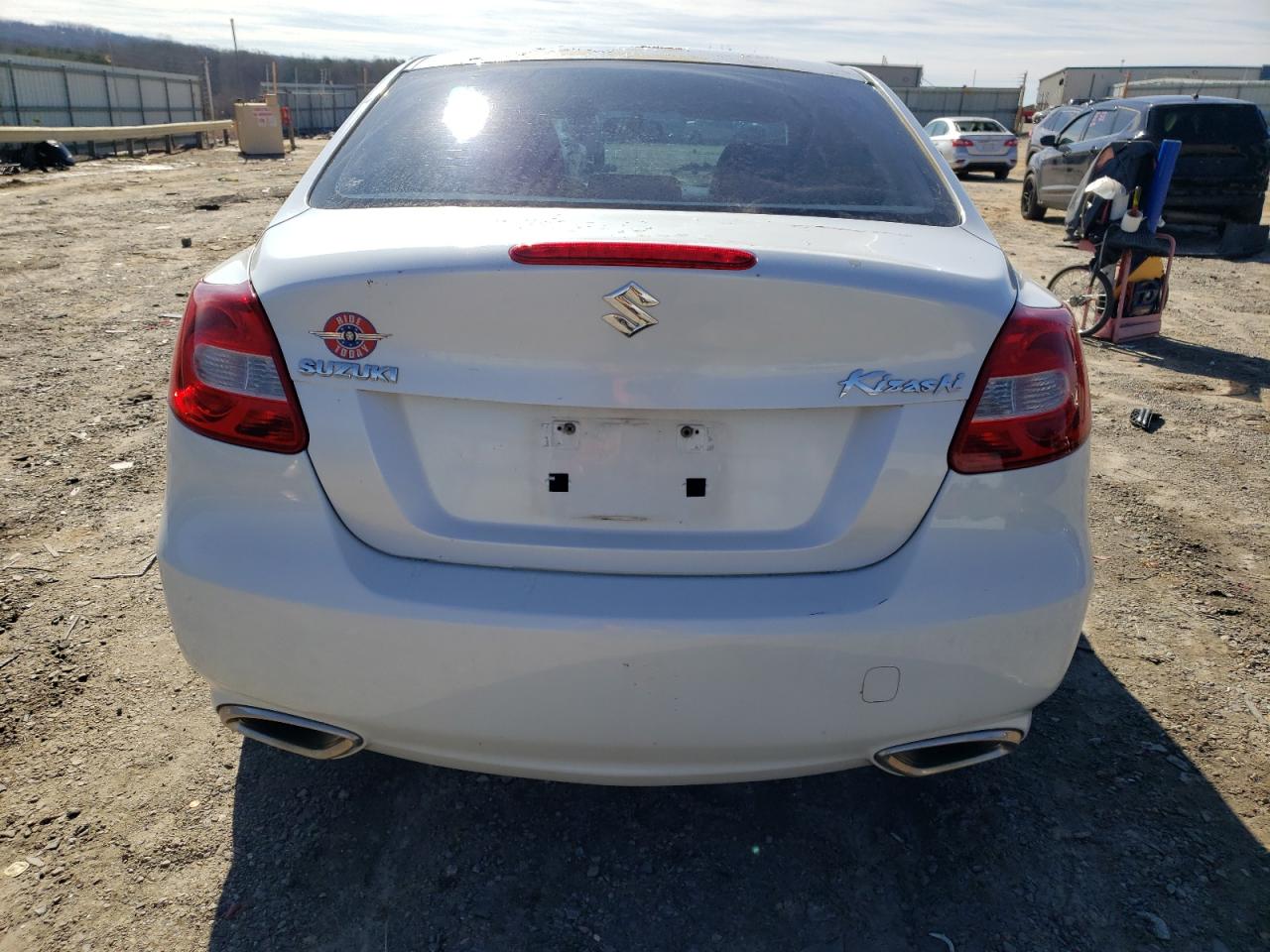 2013 Suzuki Kizashi Se VIN: JS2RE9A31D6100137 Lot: 45660795