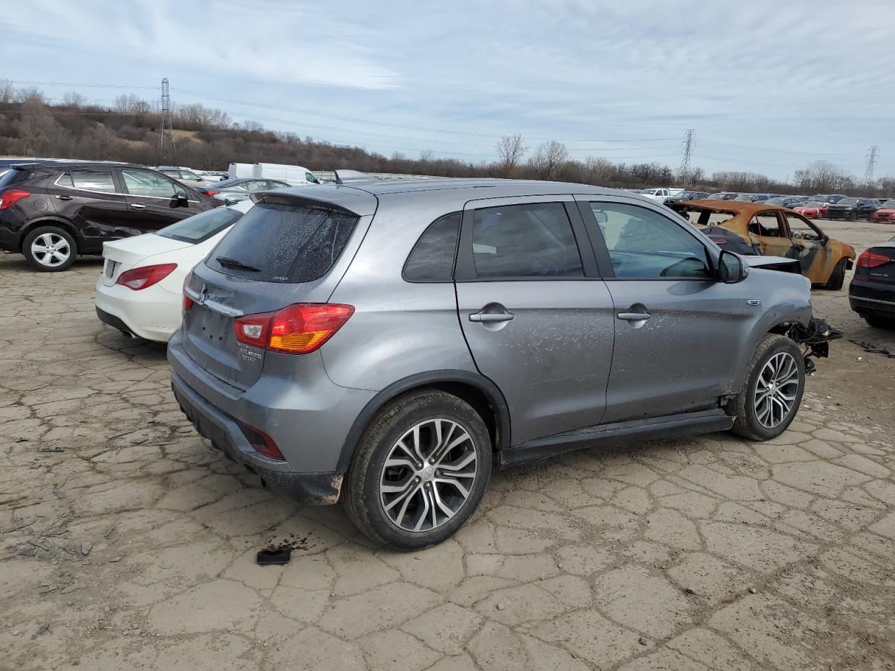 JA4AR3AU1JU017844 2018 Mitsubishi Outlander Sport Es