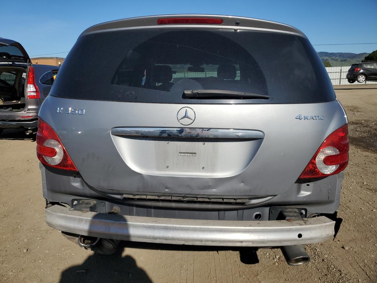 2010 Mercedes-Benz R 350 4Matic VIN: 4JGCB6FE9AA111392 Lot: 46088405