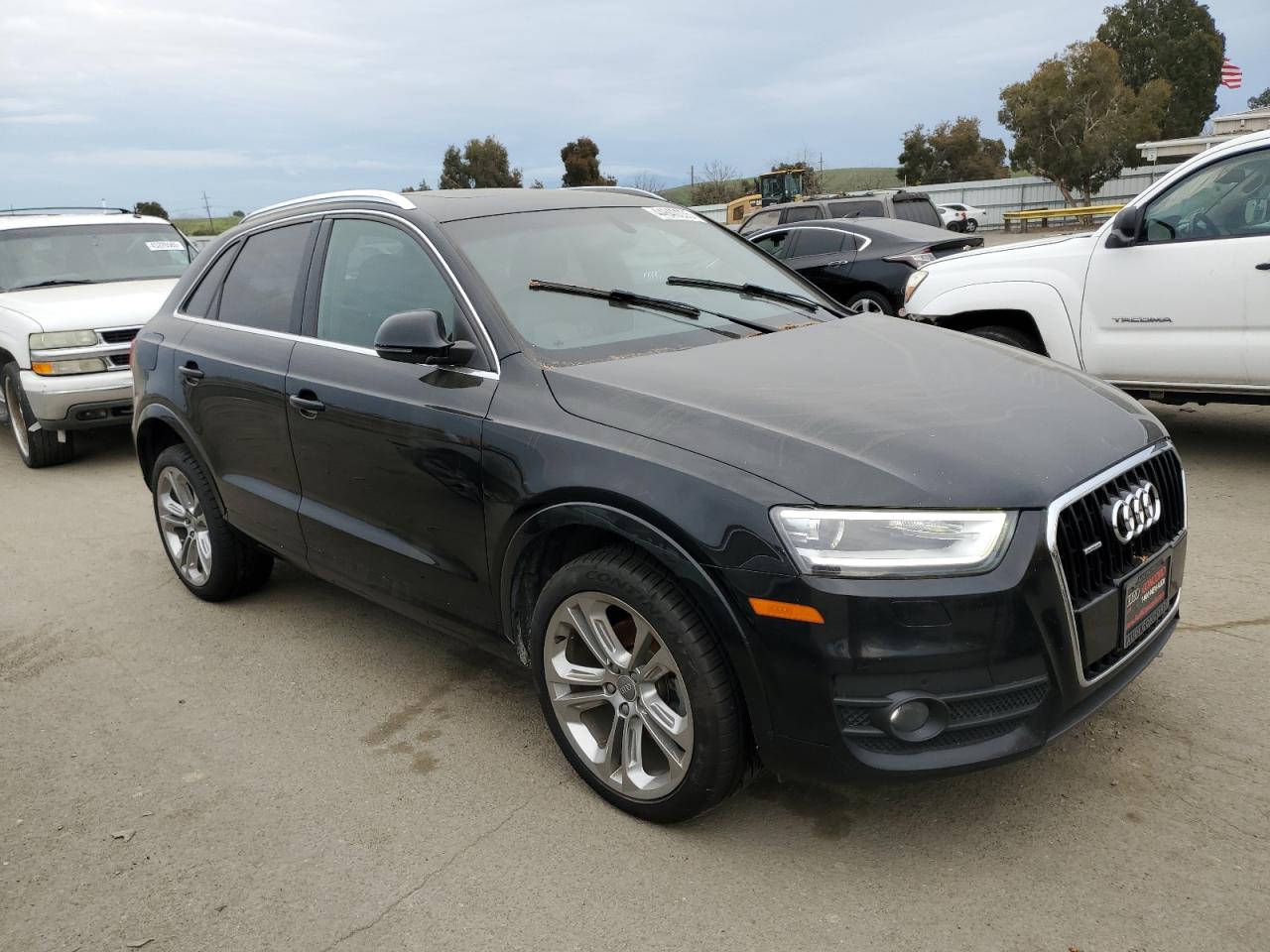 2015 Audi Q3 Prestige VIN: WA1GFCFS3FR005909 Lot: 44840035