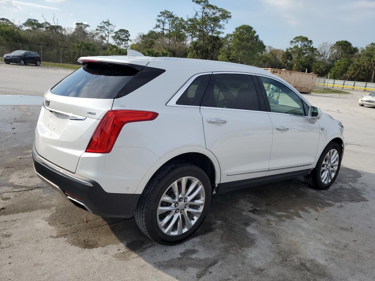 2019 Cadillac Xt5 Platinum VIN: 1GYKNGRS1KZ119241 Lot: 43848705