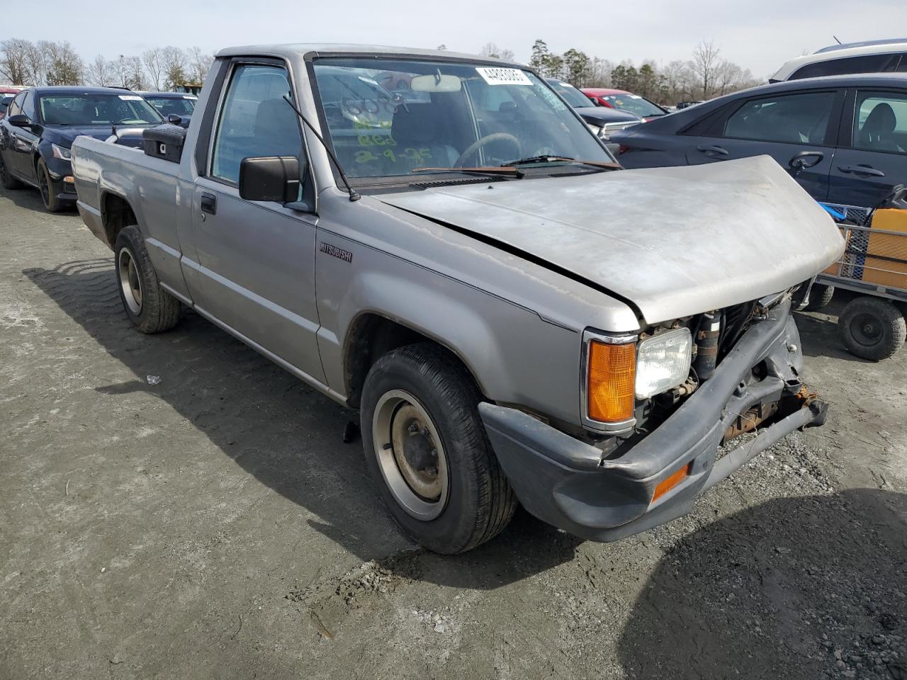 1994 Mitsubishi Mighty Max VIN: JA7LS21GXRP013712 Lot: 44893085