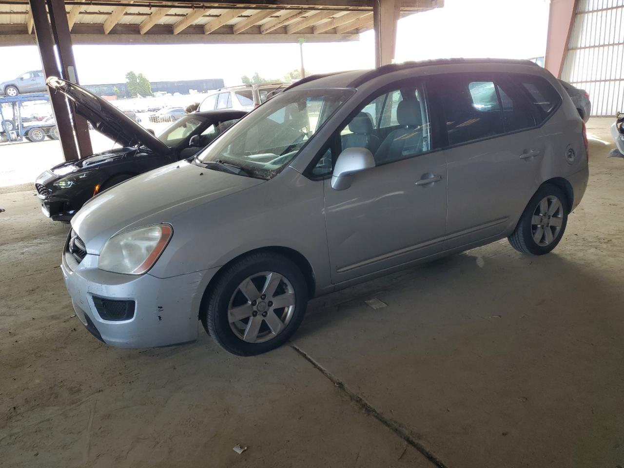 2008 Kia Rondo Lx VIN: KNAFG526287149319 Lot: 46376905