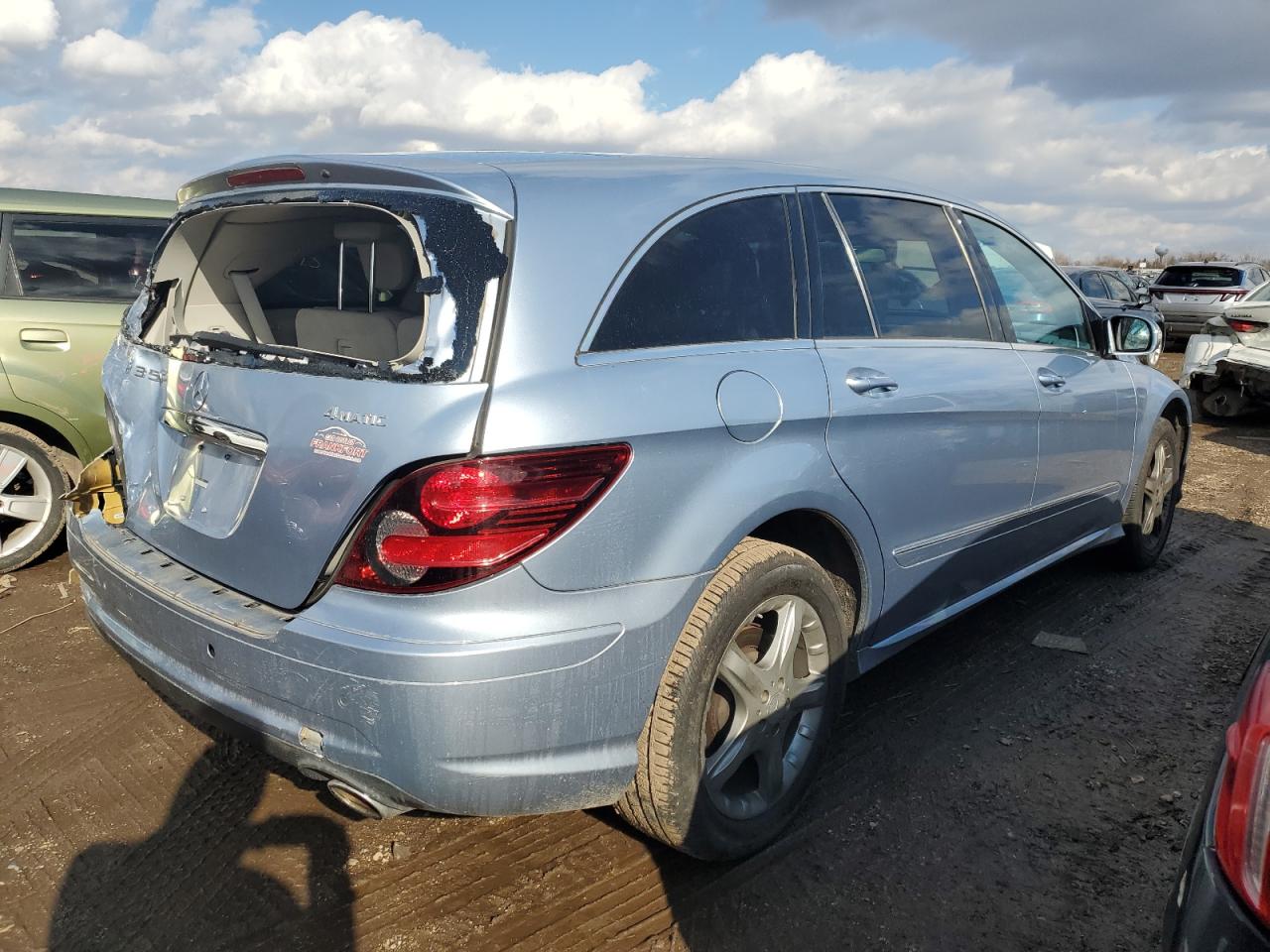 4JGCB65E29A100893 2009 Mercedes-Benz R 350 4Matic