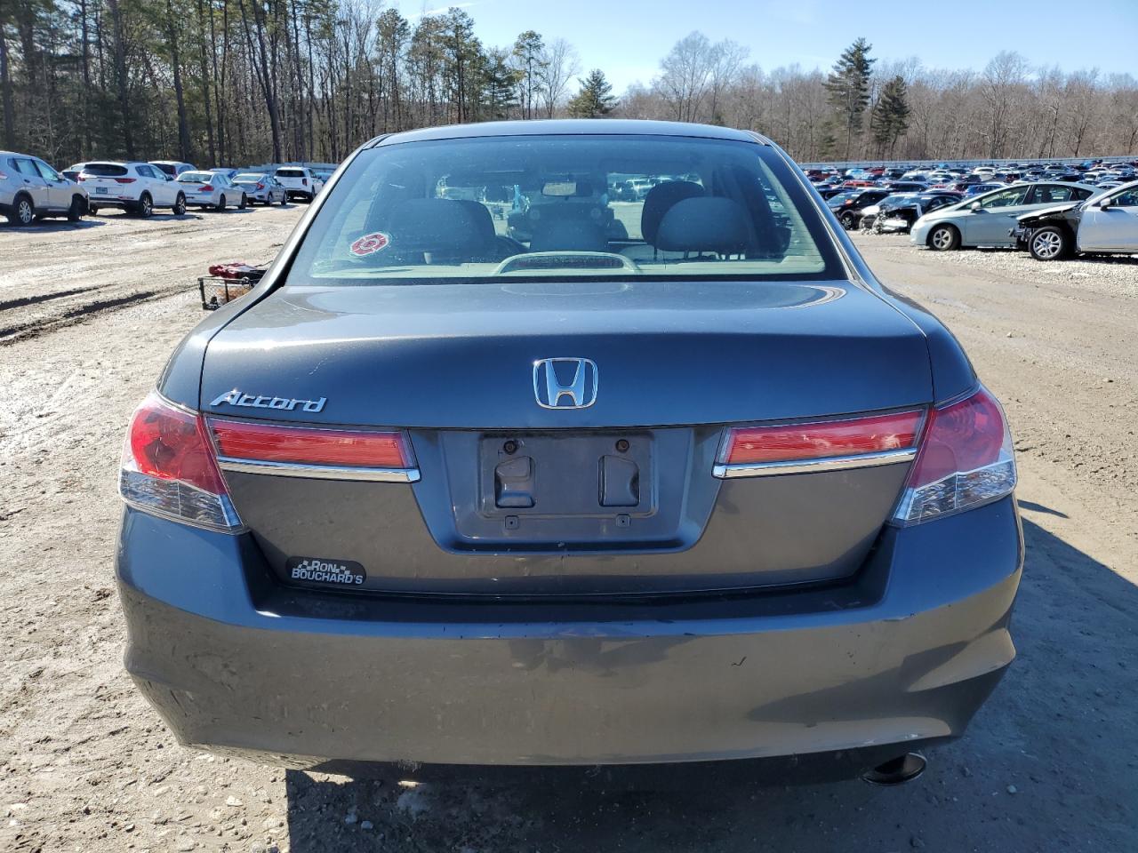 2011 Honda Accord Lx VIN: 1HGCP2F38BA031680 Lot: 46697885