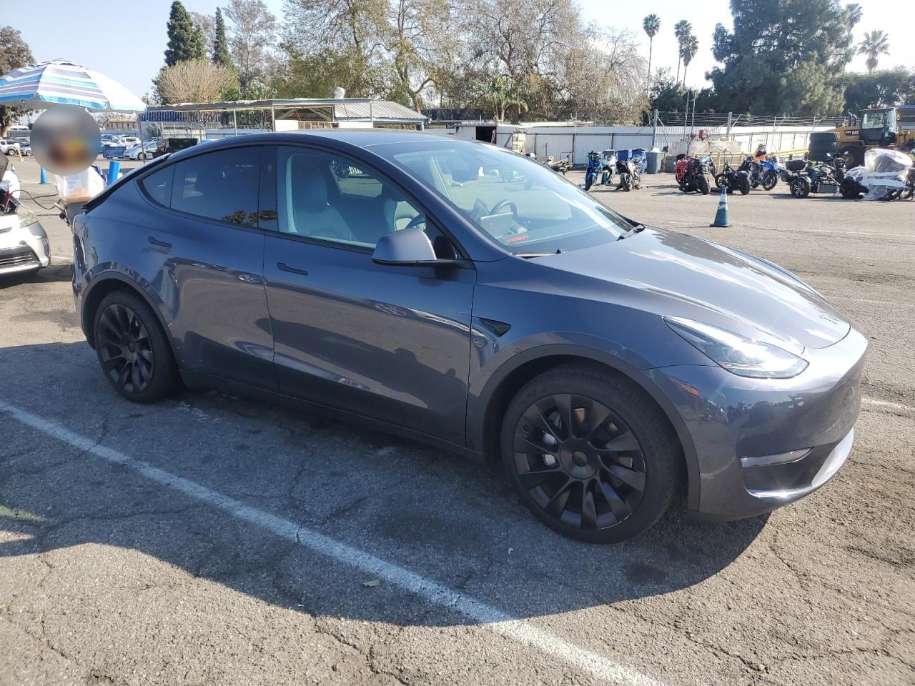 2023 Tesla Model Y VIN: 7SAYGAEE7PF957507 Lot: 44813685