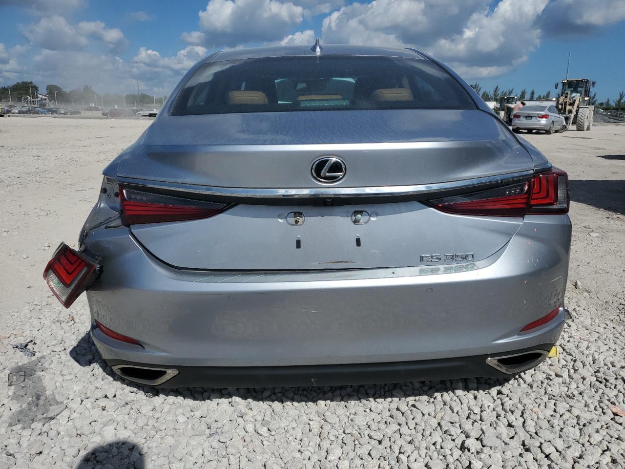 2022 Lexus Es 350 Base VIN: 58ADZ1B10NU118640 Lot: 44755425